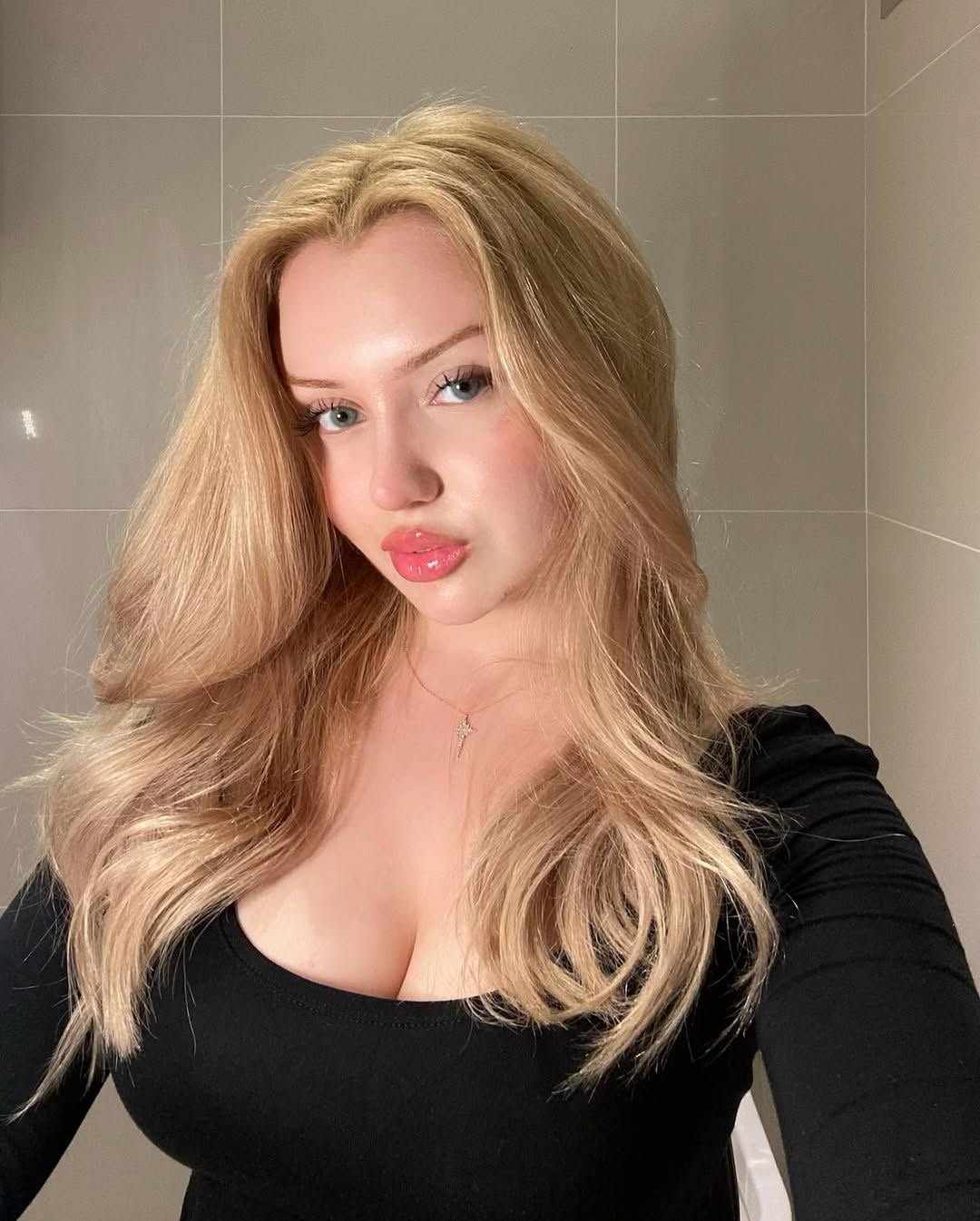 Helin Su - Profil
